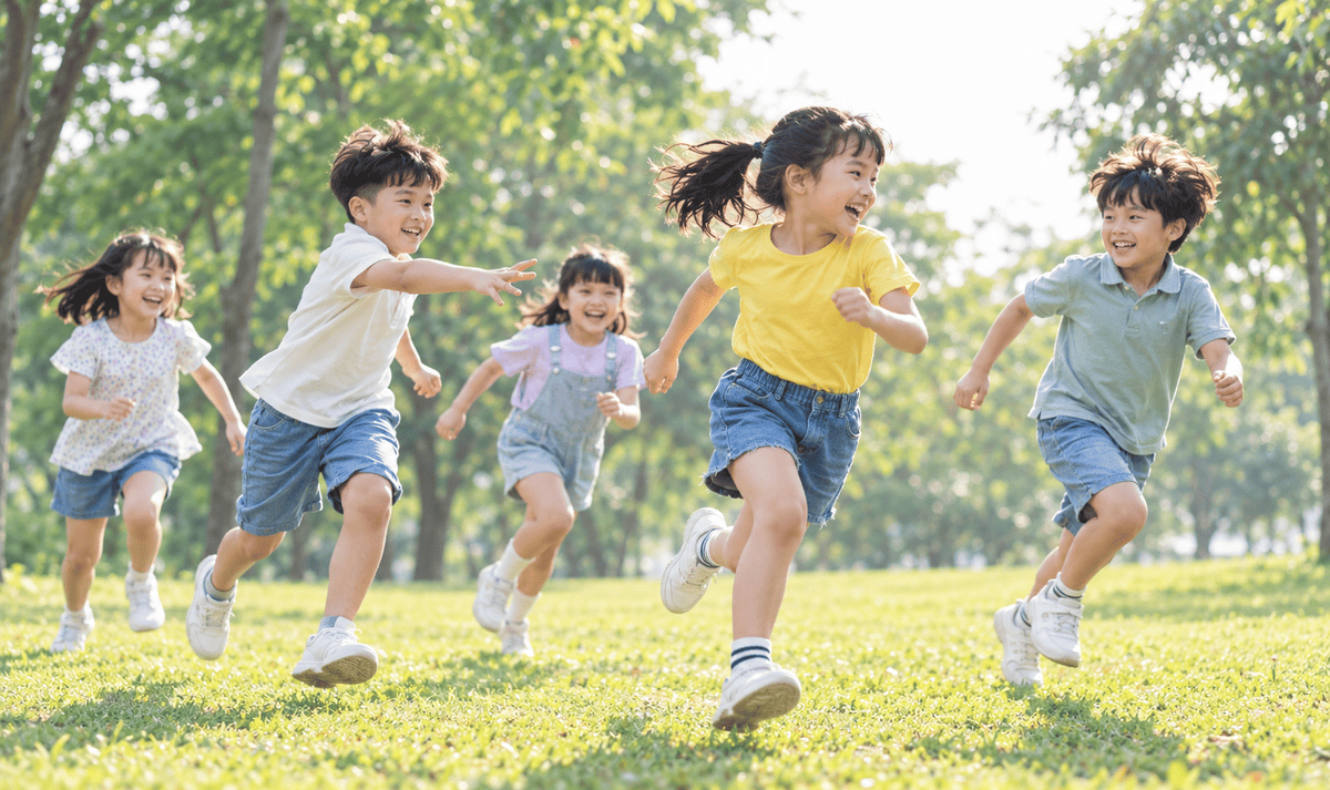 レクリエーションをする子ども達